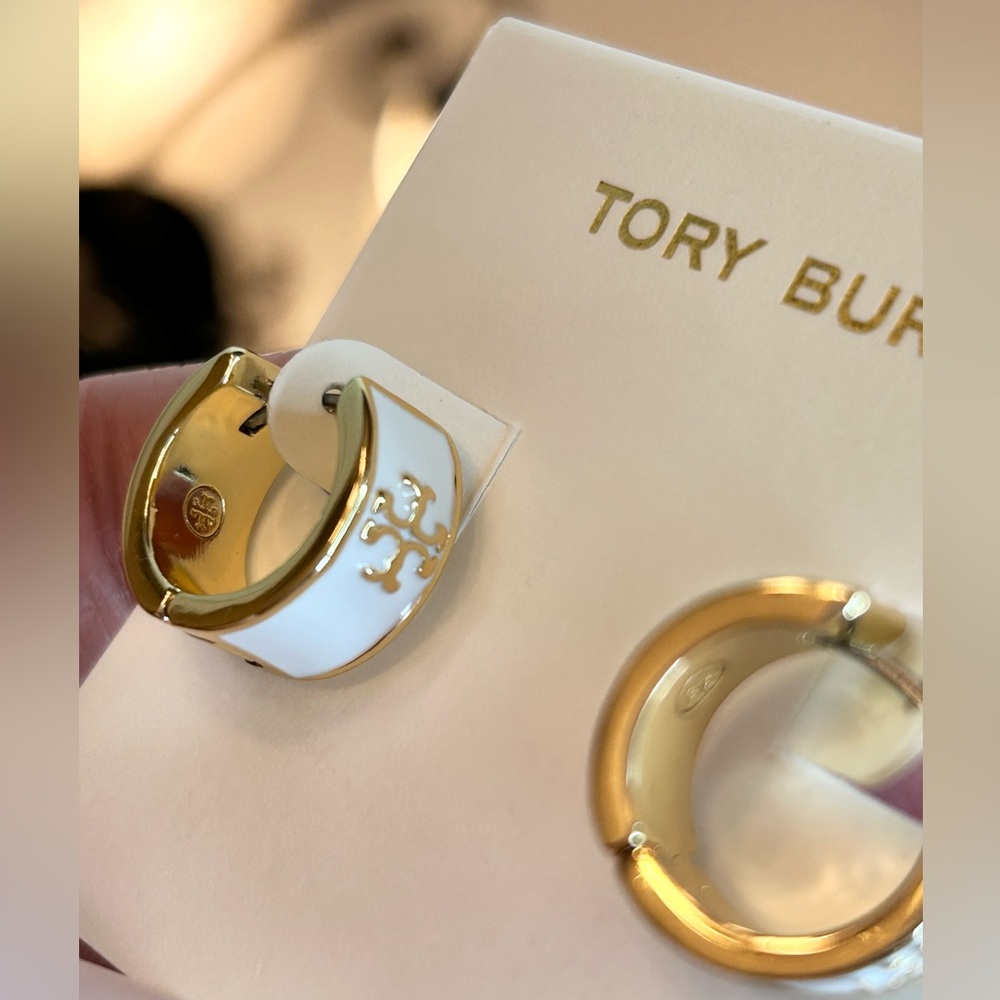 Tory Burch White Kira Enamel Hoop Earrings NEW
